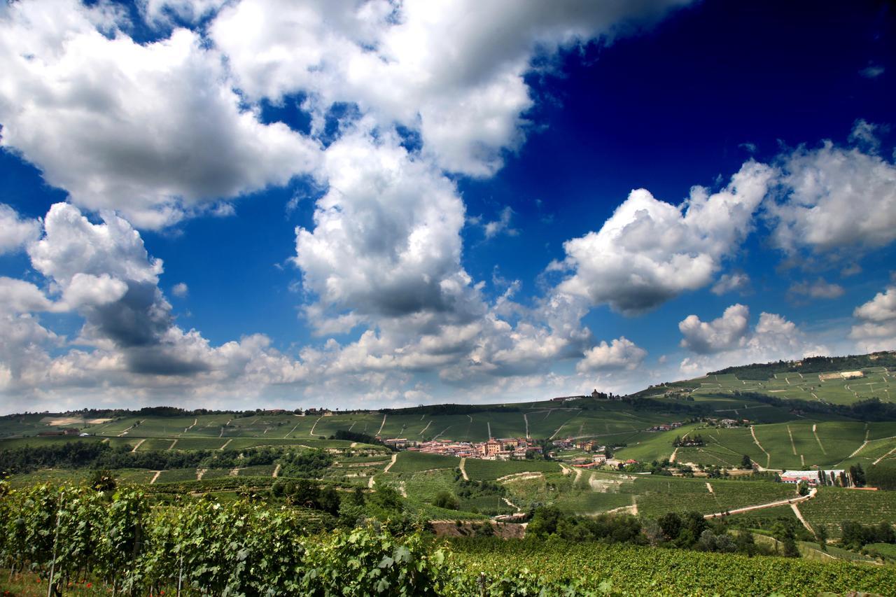 Castiglione Tinella Albergo Castiglione Langhe מראה חיצוני תמונה
